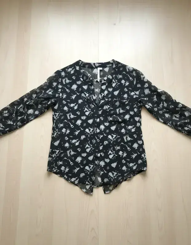 Blusa negra estampada mujer - 4