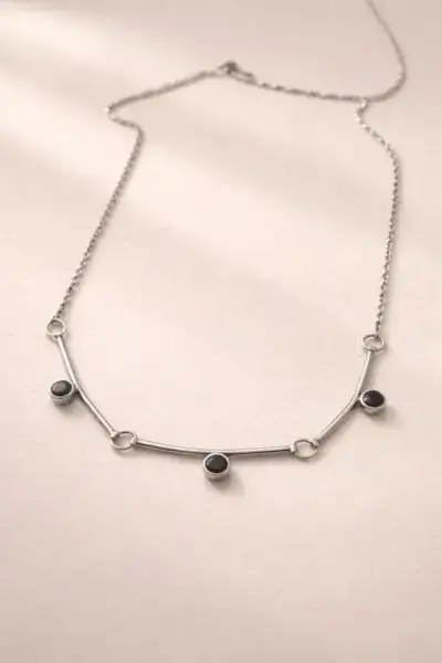 Collar minimalista con piedras - miniatura 1