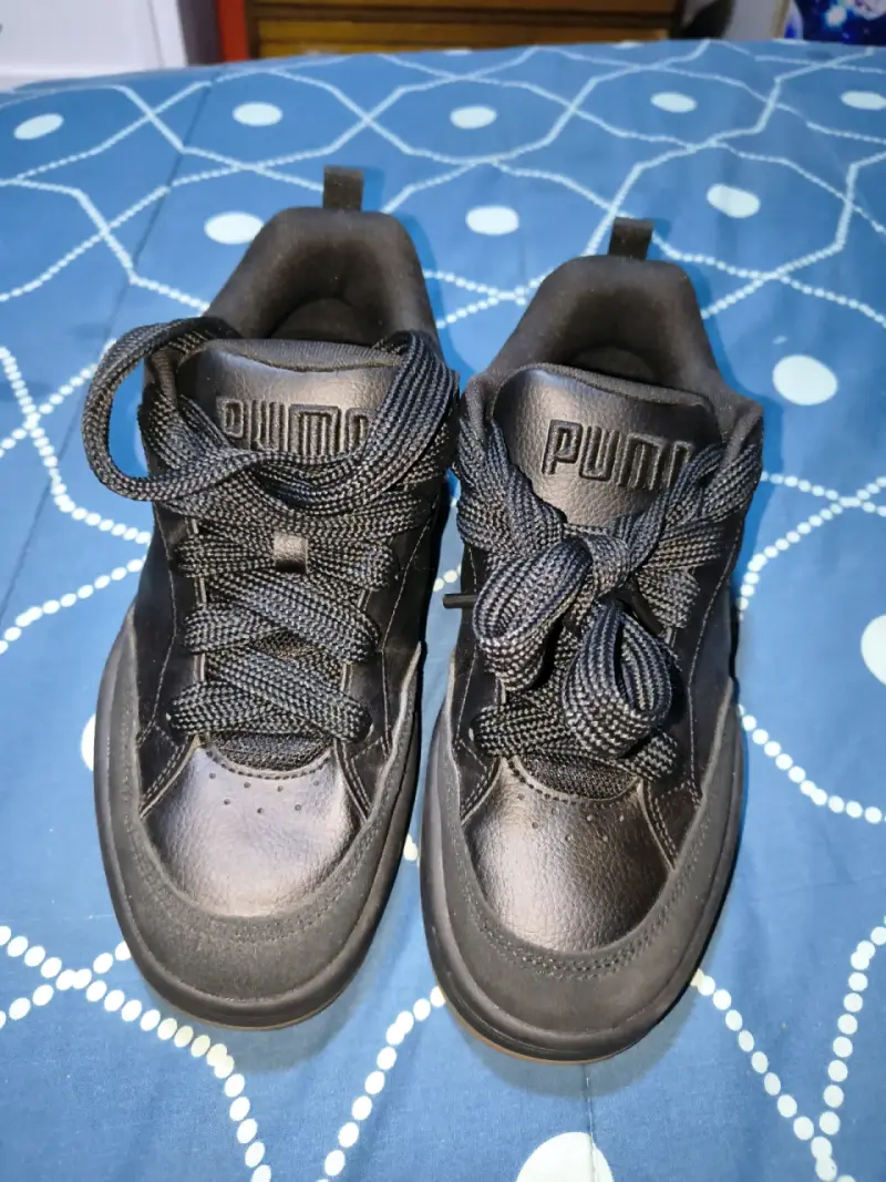 Zapatillas Negras Puma Deportivas - 1