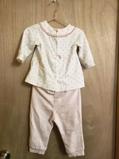 Conjunto bebé polera y pantalón - miniatura 2