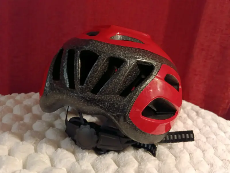 Casco de ciclismo rojo - 3