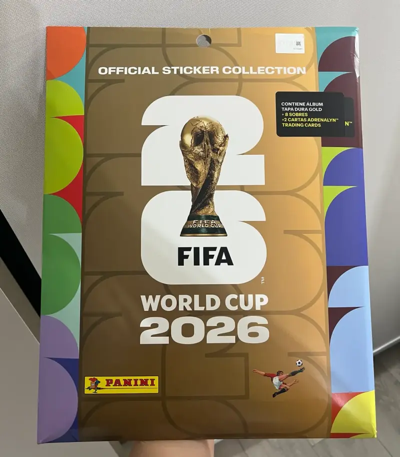 Álbum Mundial 2026 Tapa Dura Gold + 8 sobres