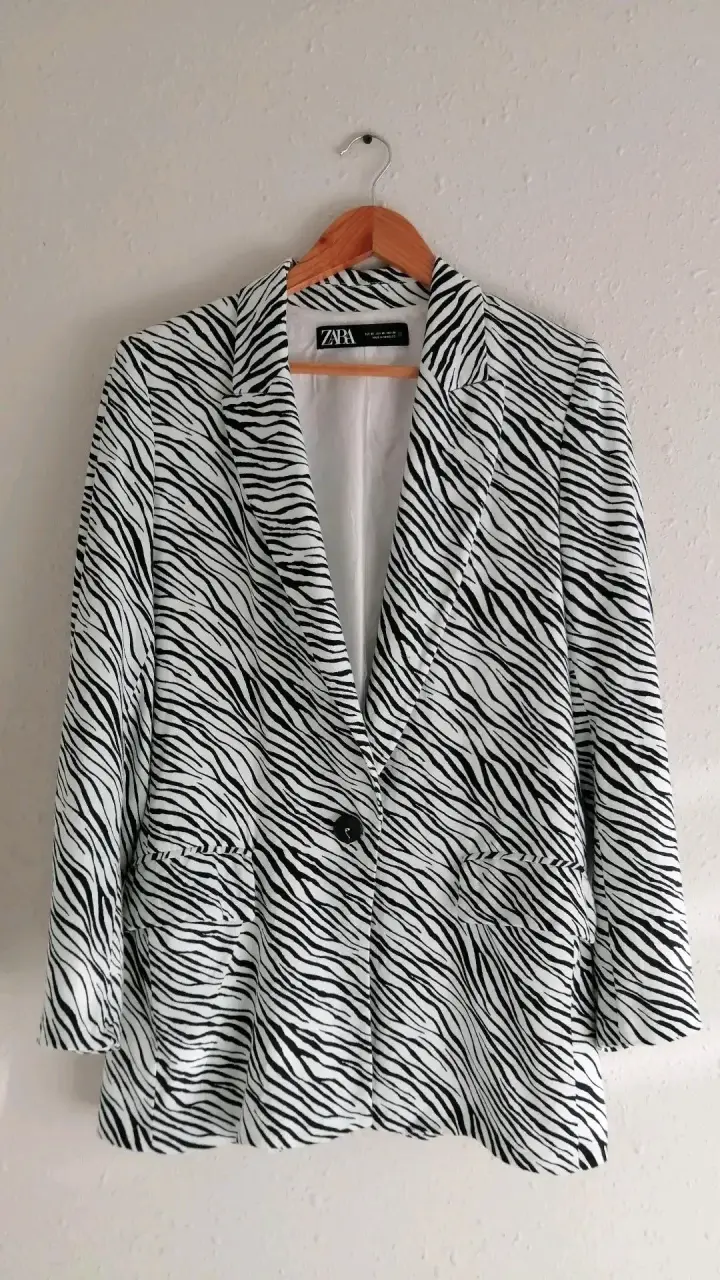 Blazer estampado cebra Zara - 1