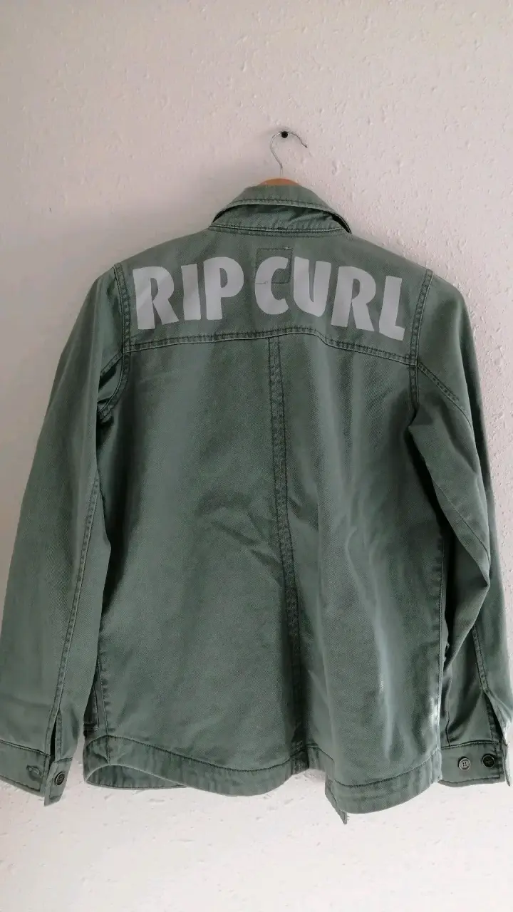 Chaqueta verde con bordado étnico - 2
