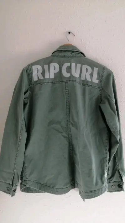 Chaqueta verde con bordado étnico - miniatura 2