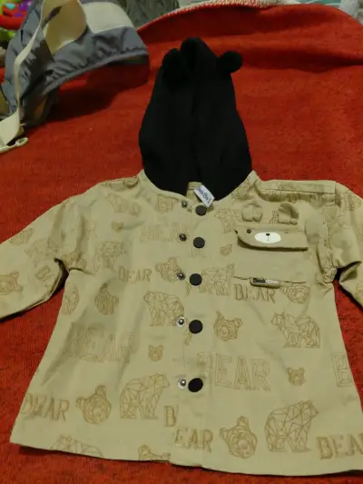 Chaqueta infantil con capucha - miniatura 2