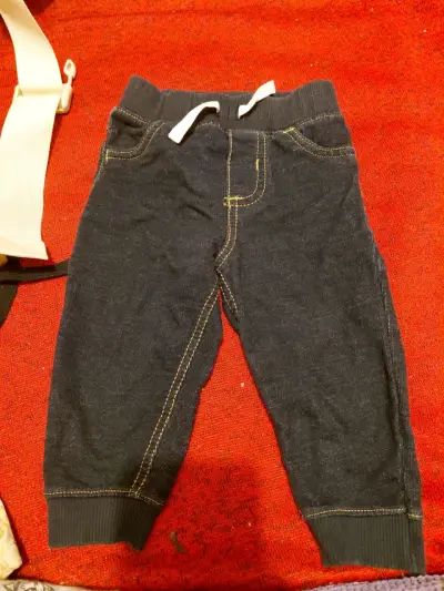 Pantalón jeans elasticado de bebé 9 meses - miniatura 3