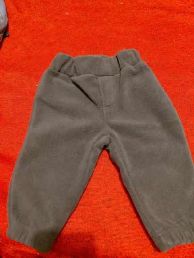 Pantalón polar para bebé gris 6 a 9 meses - miniatura 1