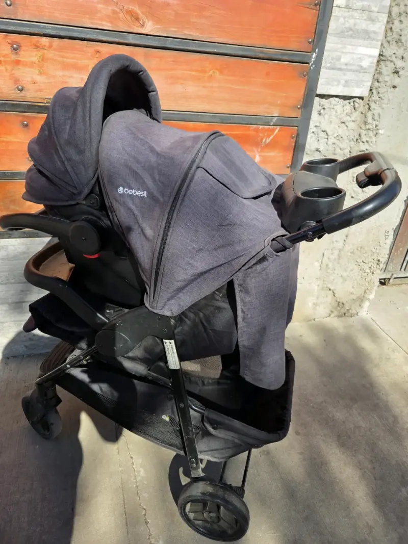 Coche de paseo gris - 2