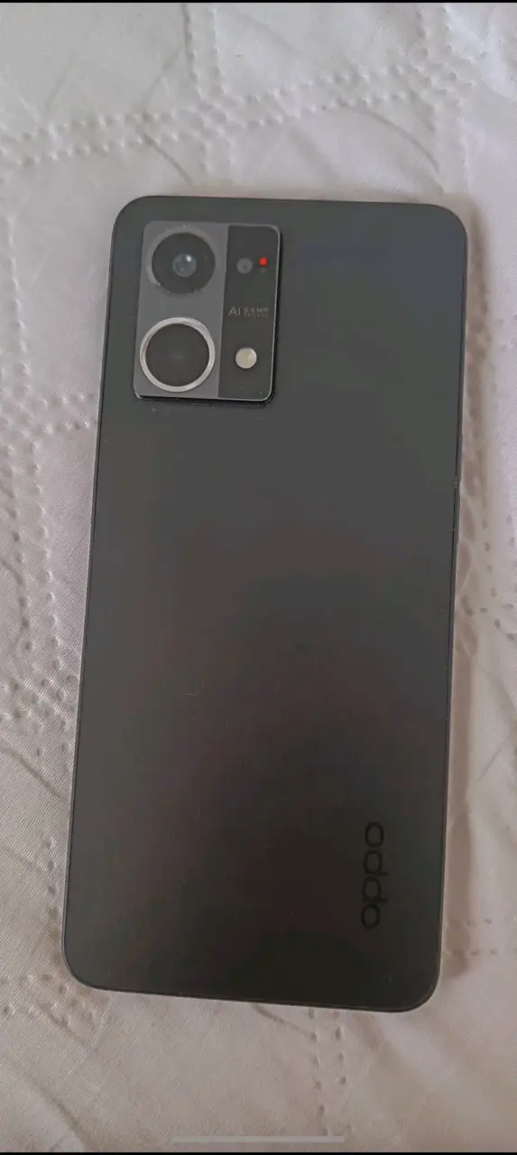 Smartphone Oppo negro - 1