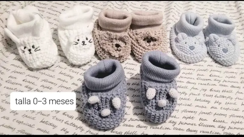 Set de botines tejidos para bebé