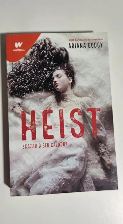 Libro "Heist" de Ariana Godoy - miniatura 1