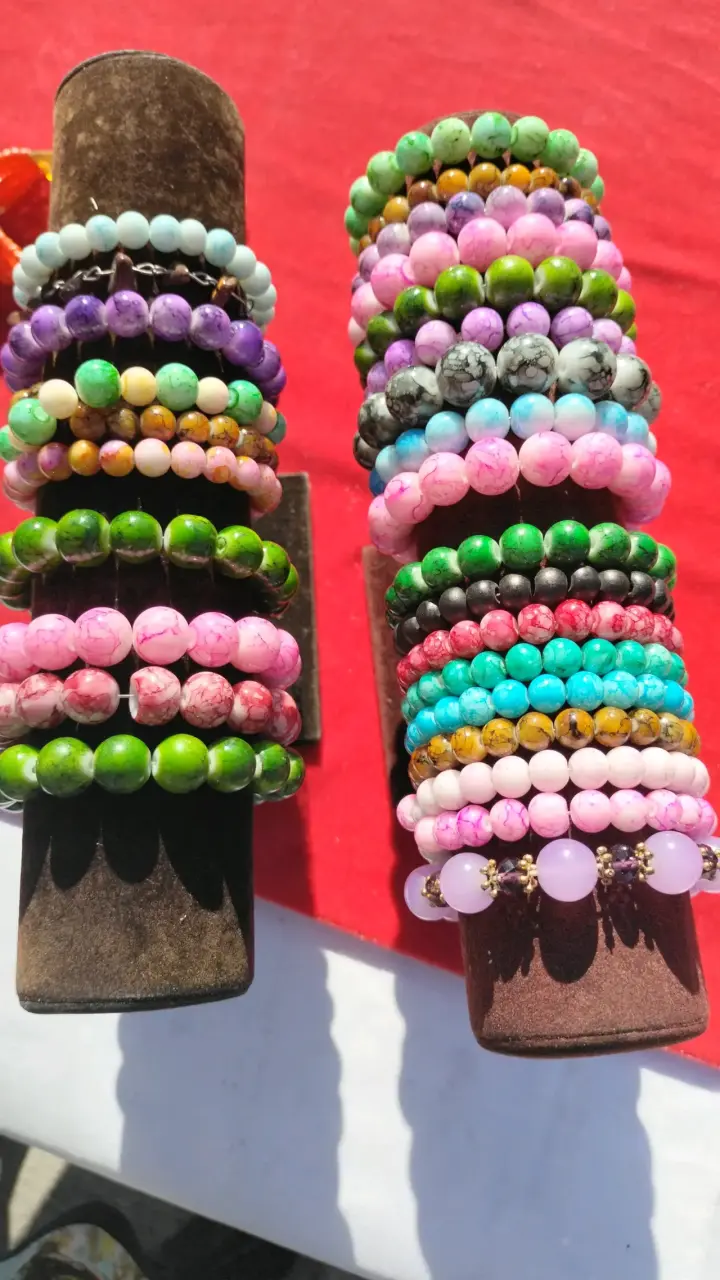 Pulseras de cuentas coloridas - 1