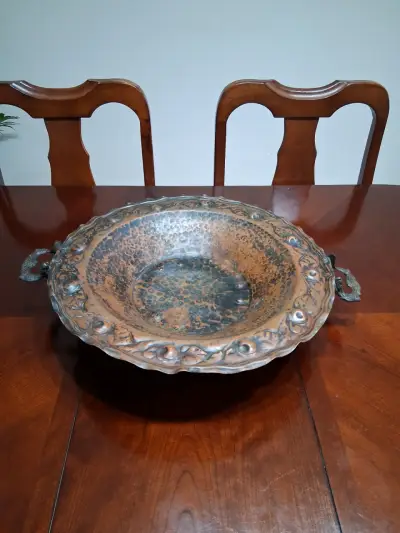 Fuente decorativa de cobre - miniatura 1