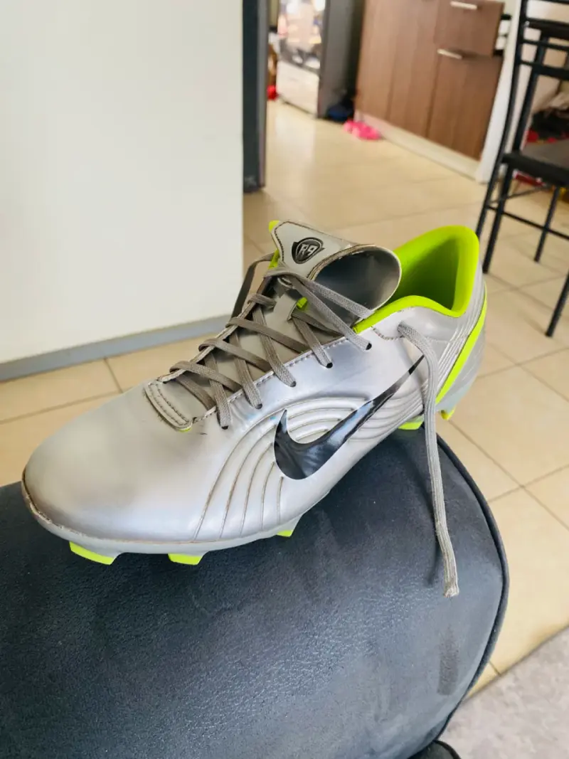 Zapatillas de fútbol blancas - 2