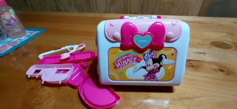 Set de médico Minnie rosa - 3
