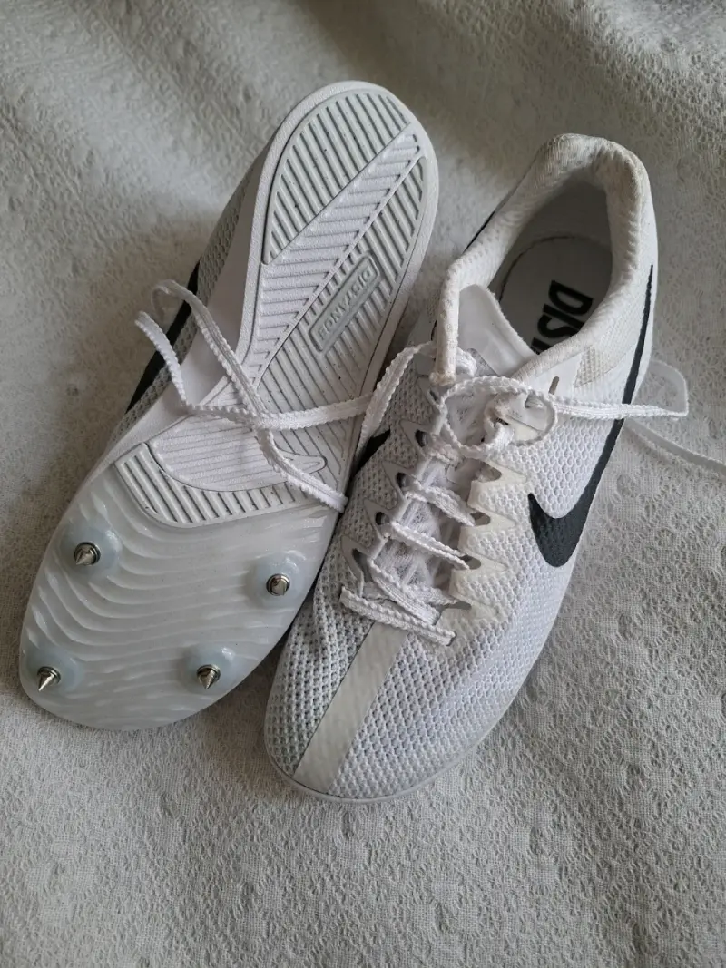 Zapatillas clavos Nike nuevas, talla 36 - 4