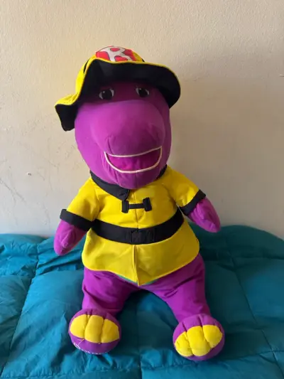 Peluche BARNEY BOMBERO - miniatura 1