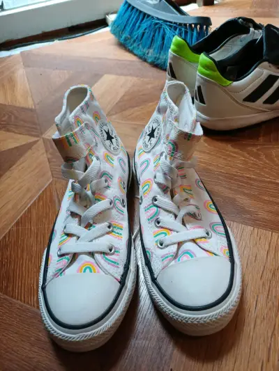 Zapatillas Converse arcoíris - miniatura 1