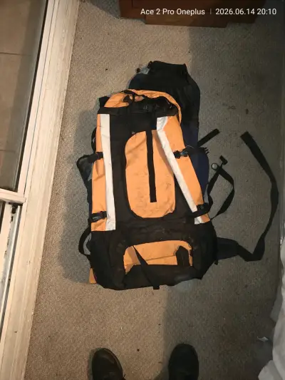 Mochila trekking naranja grande - miniatura 1