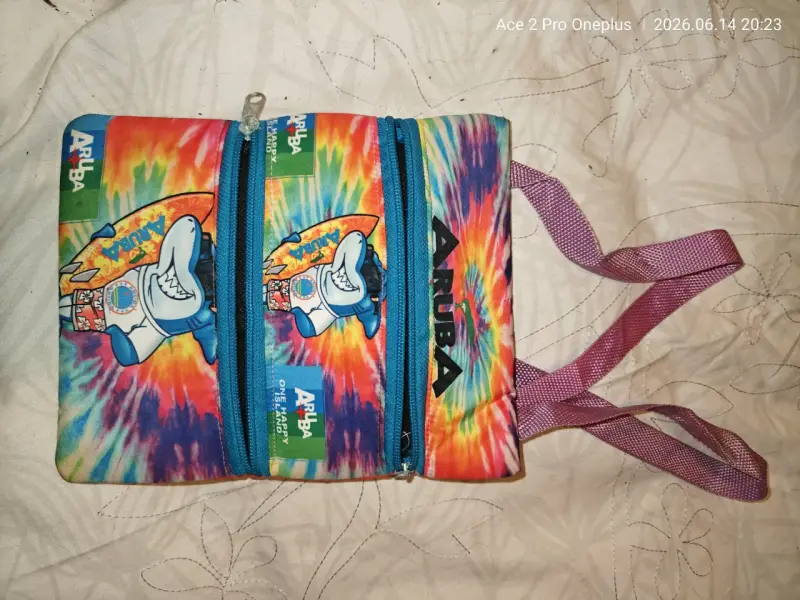 Cartera infantil colorida Aruba