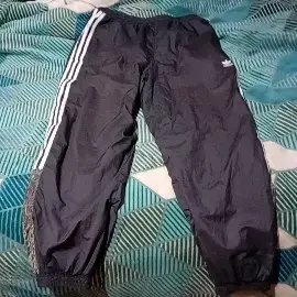 Pantalón deportivo negro Adidas