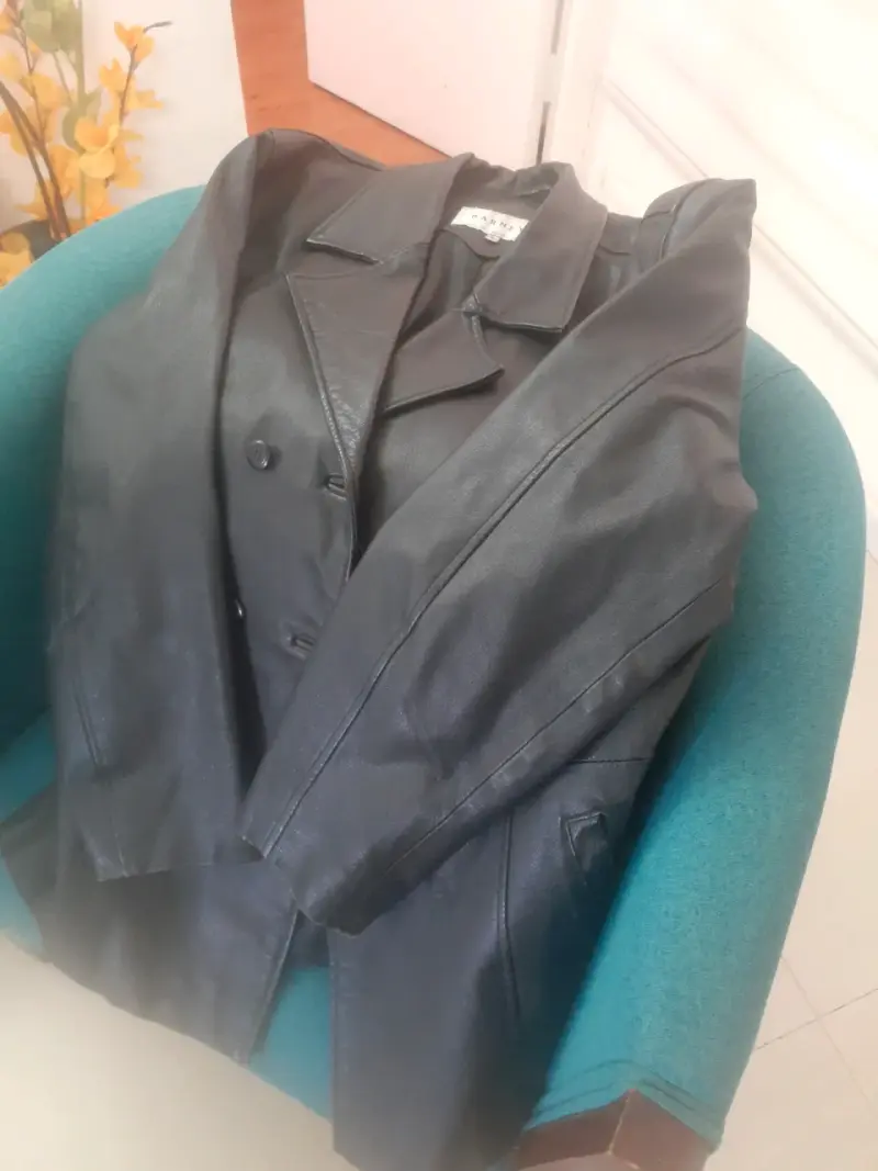 Chaqueta de cuero negra Barneys - 3