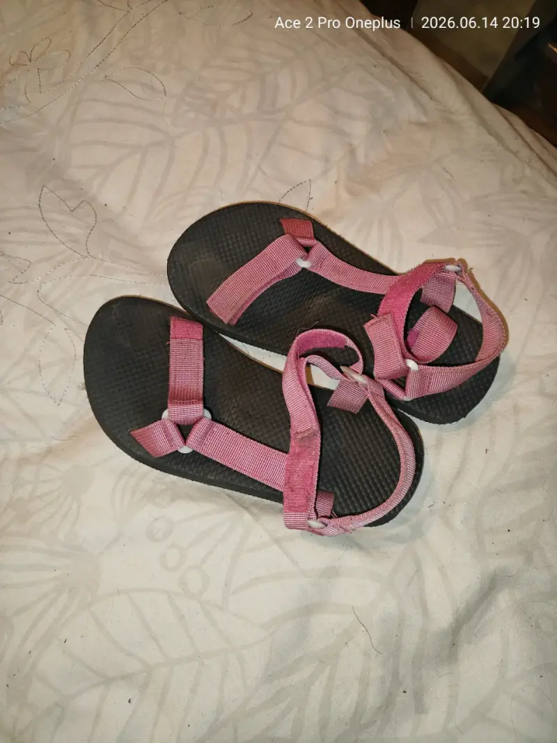 Sandalias de trek rosadas