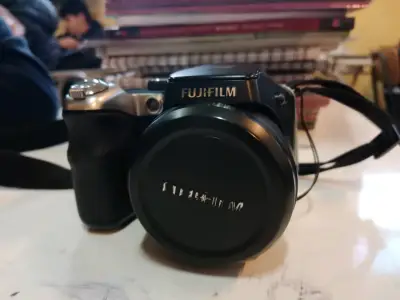 Cámara Fujifilm compacta - miniatura 1