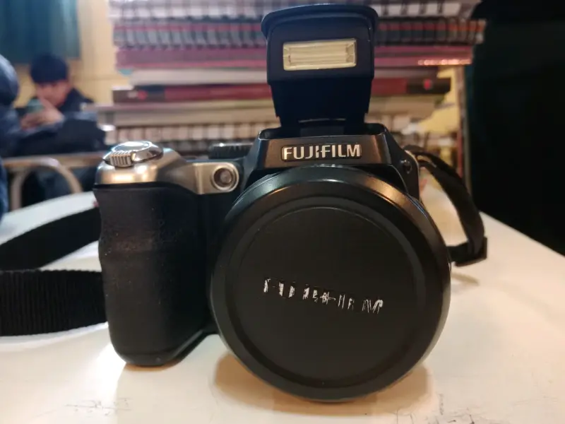 Cámara Fujifilm compacta - 2