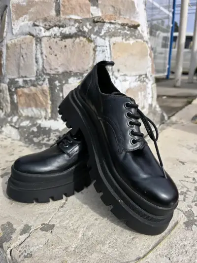 Zapatos Zara - miniatura 1