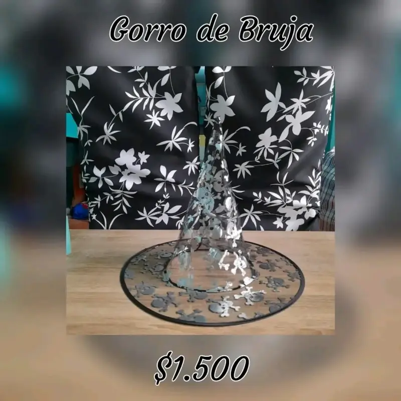 Gorro de bruja transparente