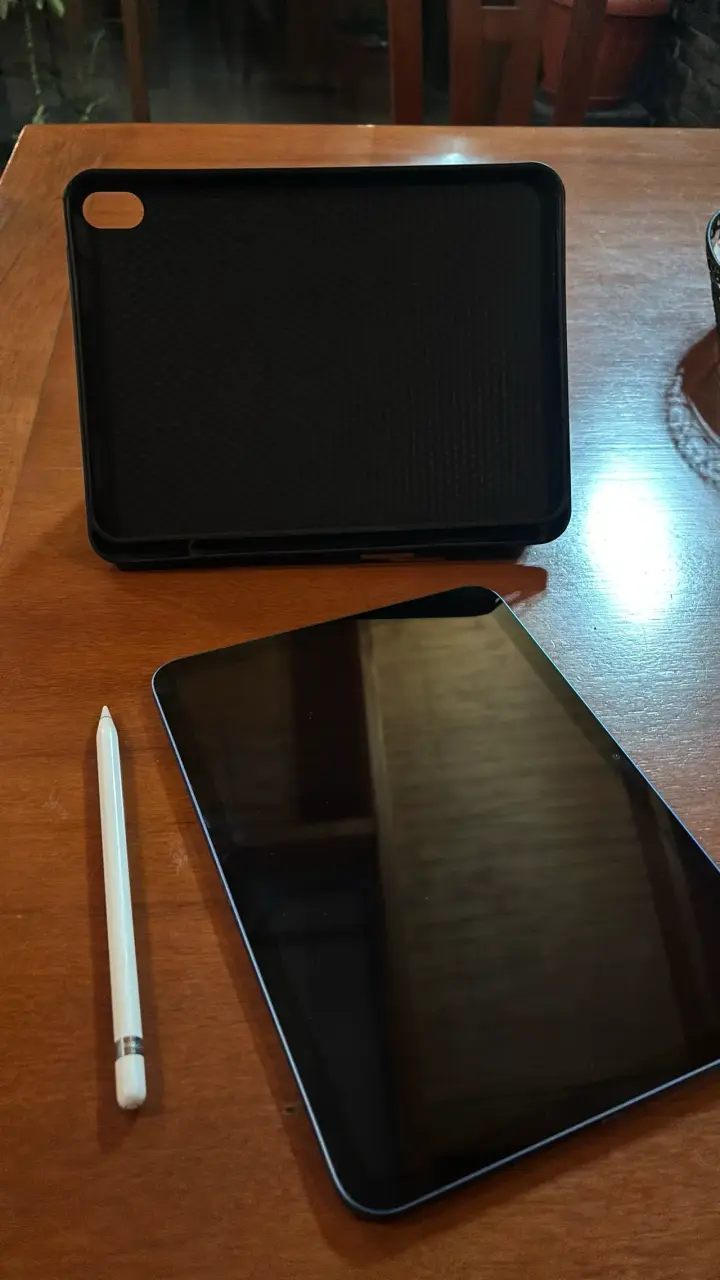 iPad 10 Wifi 64GB Blue + Apple Pencil primera gene - 1