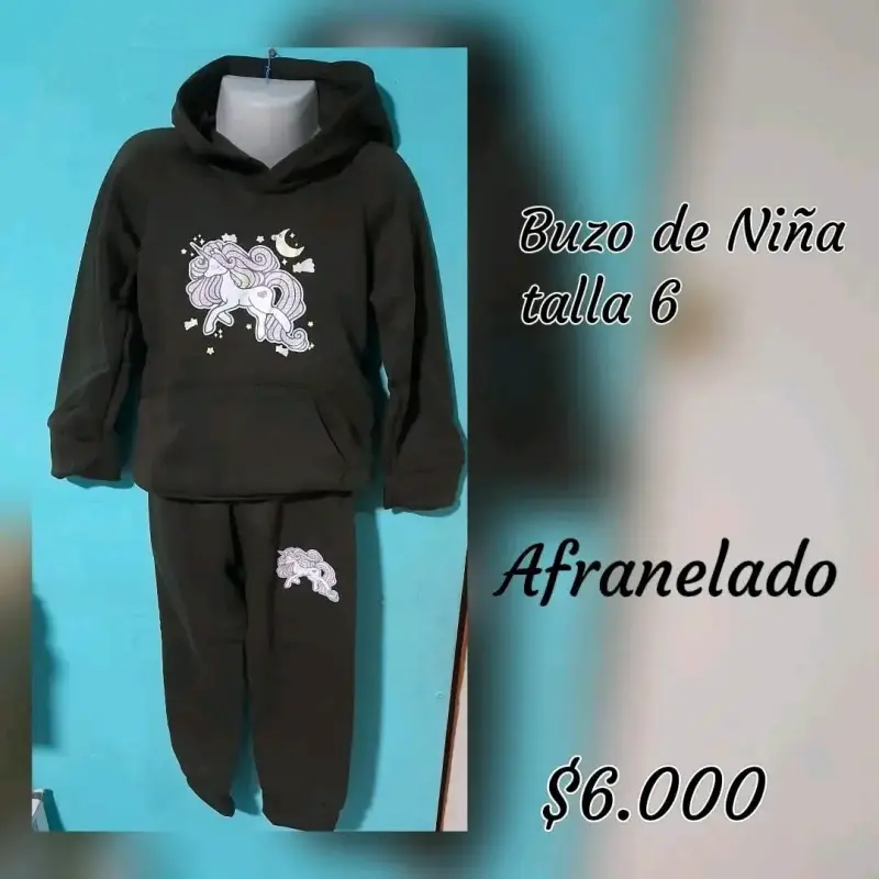 Buzo niña unicornio talla 6