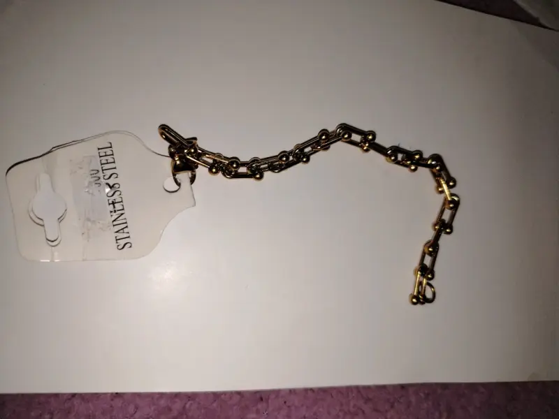 Pulsera de acero inoxidable dorada
