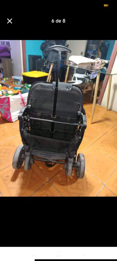 Coche de paseo negro plegable - miniatura 2