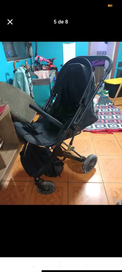 Coche de paseo negro plegable - miniatura 4