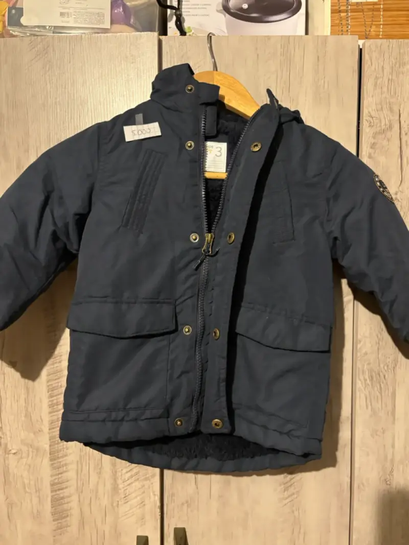 Chaqueta infantil azul con capucha - 1
