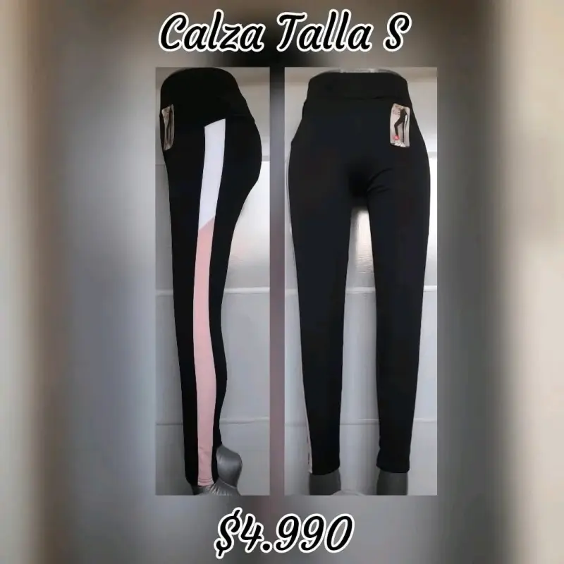 Calza deportiva negra con rayas