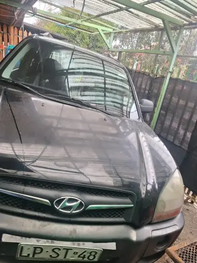 Hyundai Tucson 2.0 diesel 2009 - miniatura 1