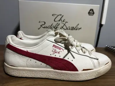 Zapatillas Puma Clyde blancas y rojas - miniatura 1