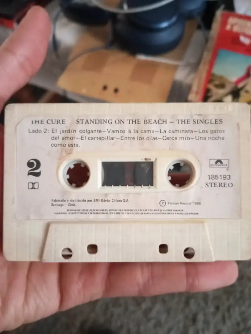 Cassette The Cure - Standing On The Beach (Edición - 2