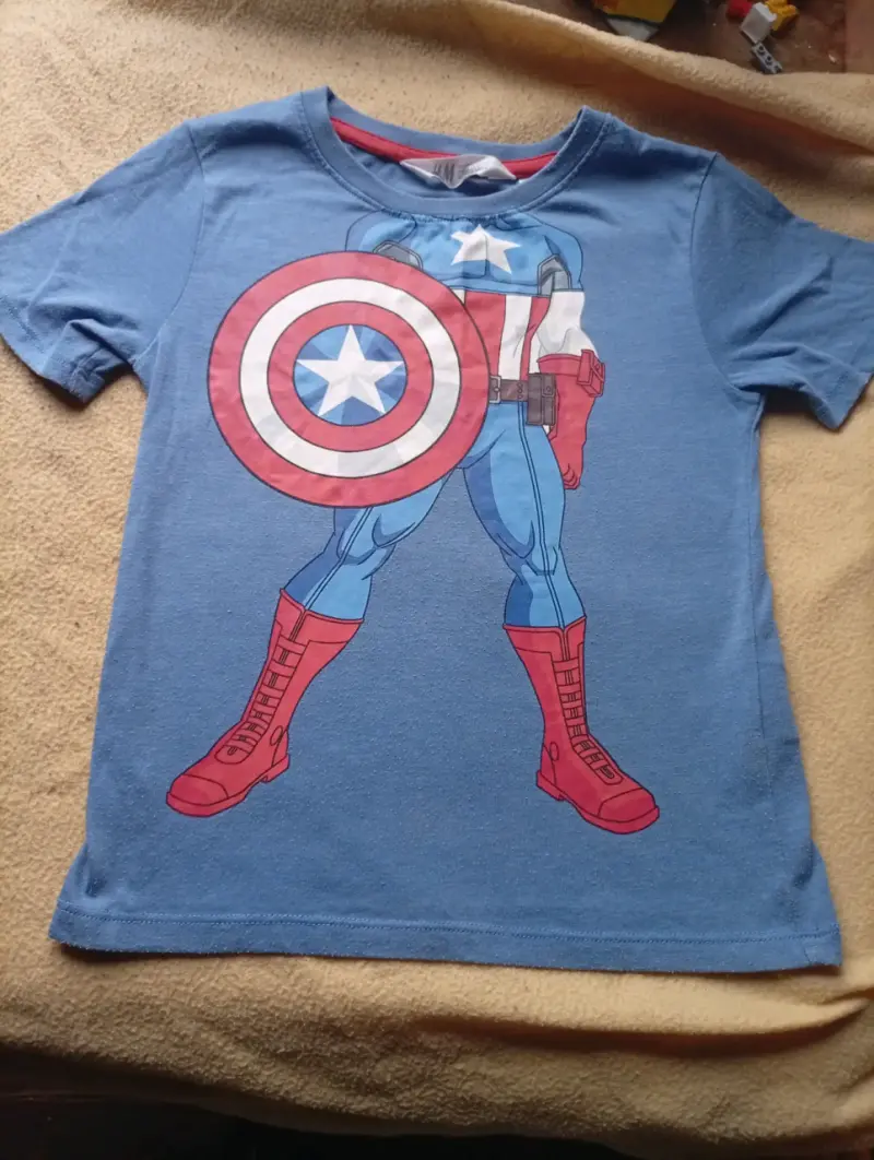 Polera infantil con diseño de tiburón super heroes - 3