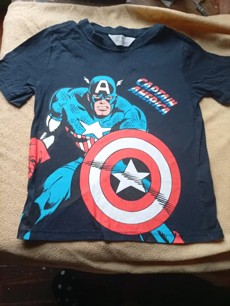 Polera infantil con diseño de tiburón super heroes - 4