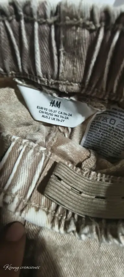 Pantalones de niña color beige - miniatura 2