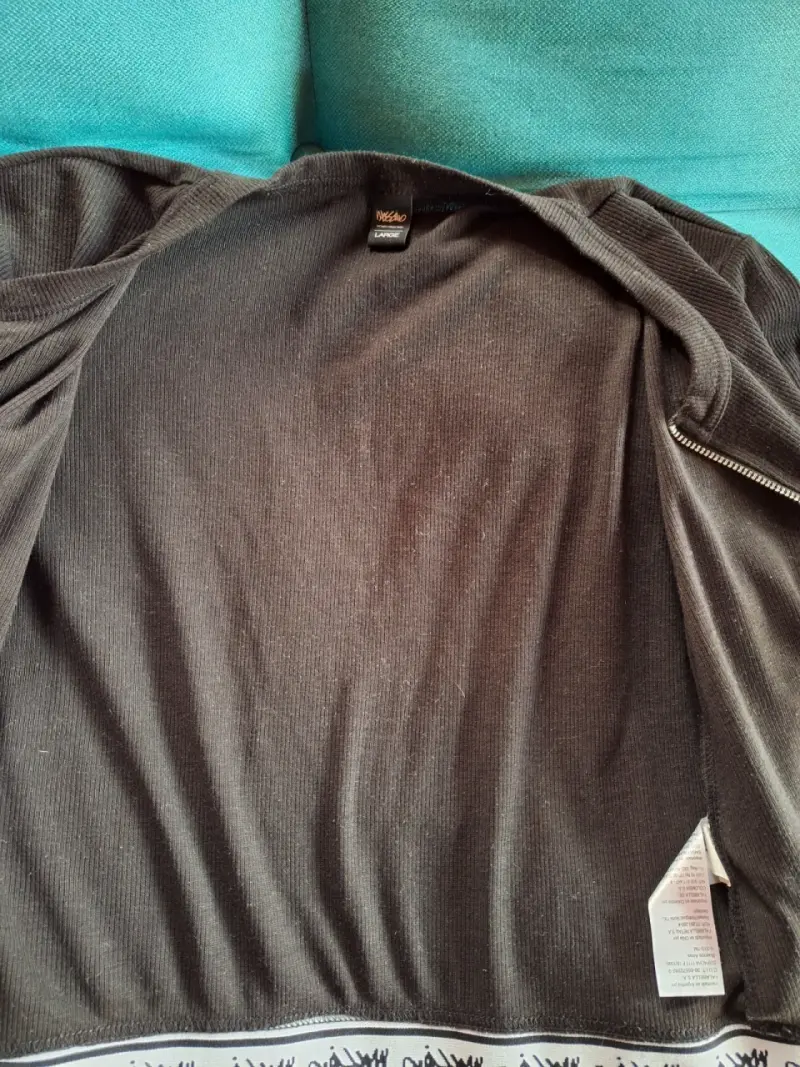 Polera negra - 1