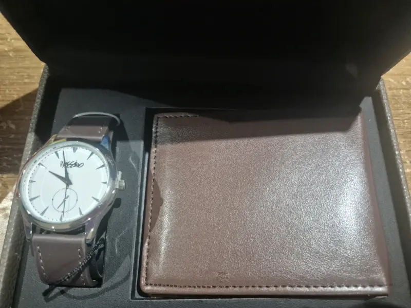 Reloj y billetera Mossino - 2