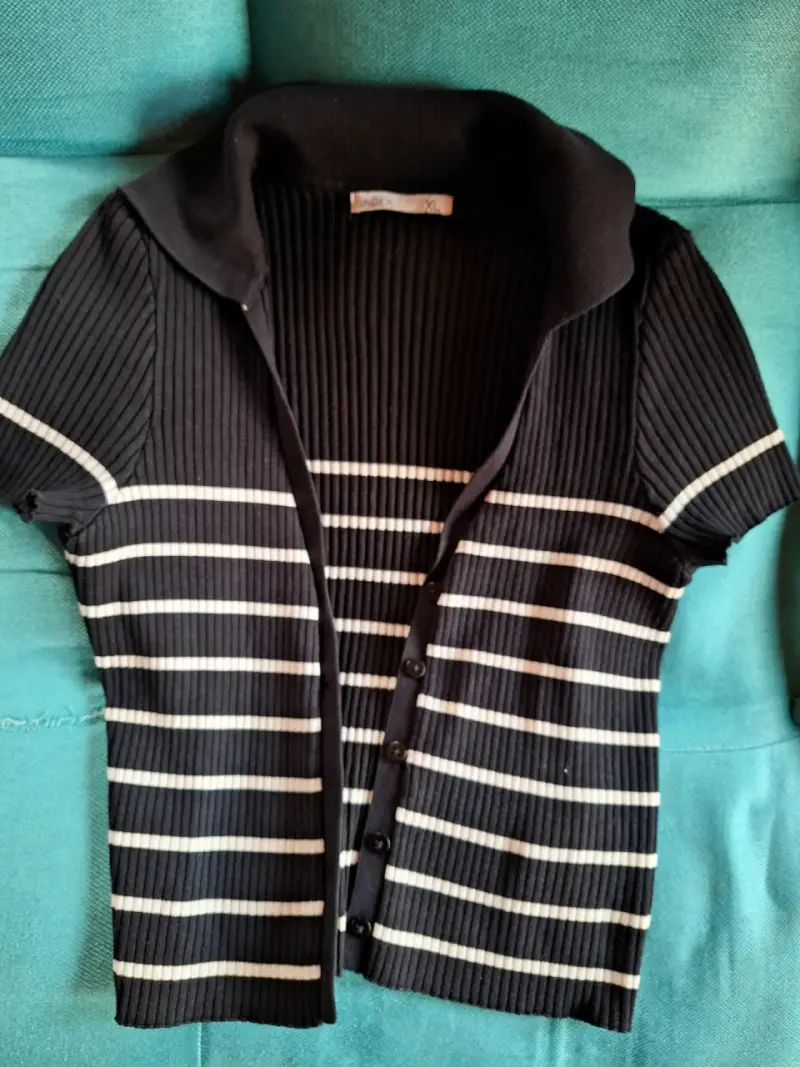Cardigan rayado blanco y negro - 2