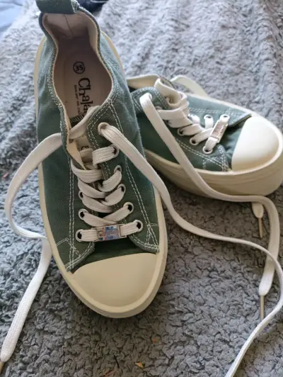 Zapatillas verde clásicas talla 35 - miniatura 1