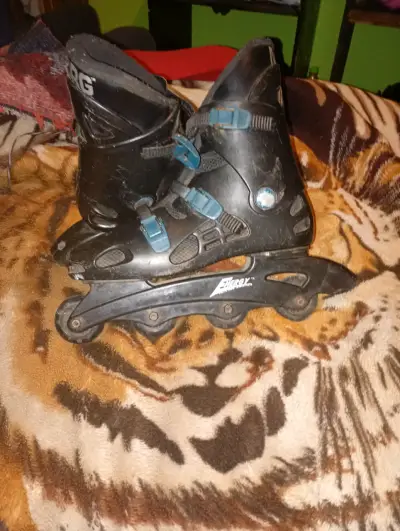 Patines en línea negros - miniatura 1